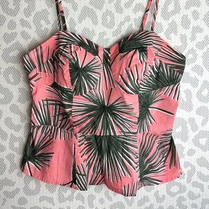 A NEW DAY • WOMEN’S FAN PALM TROPICAL TREE PRINT PINK PEPLUM CAMI TOP Medium
